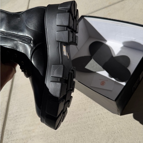 Black Combat & Moto Boots - Picture 3 of 6